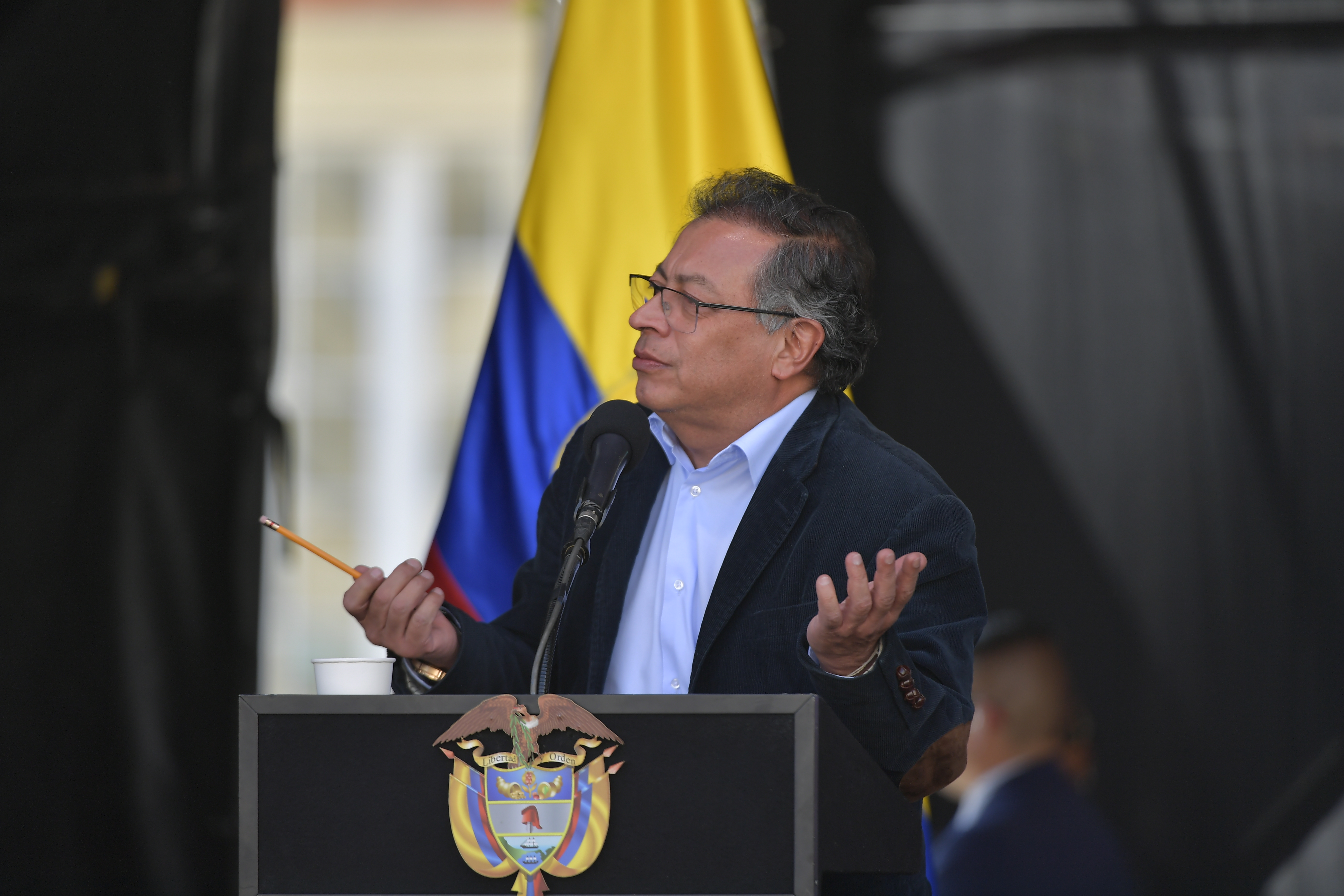 Petro busca abrir ruta vigilada por las autoridades binacionales por el Darién