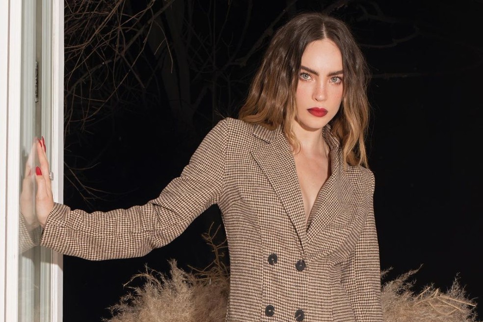 Belinda lleva el color de uñas que promete volverse tendencia