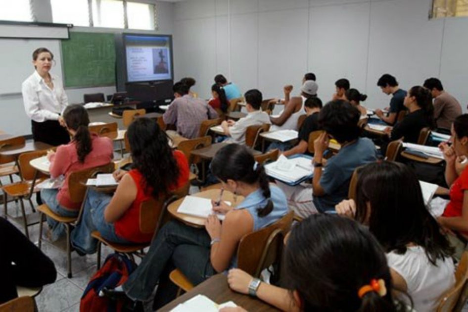 Unesco pide a los gobiernos que actualicen manuales de convivencia de los colegios