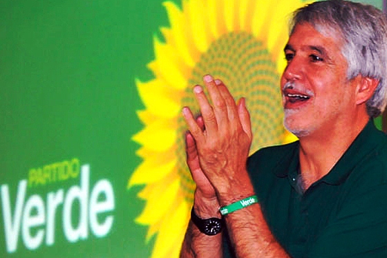 Peñalosa, aunque en contra de unión Verde-Progresista, respetará decisión del Partido