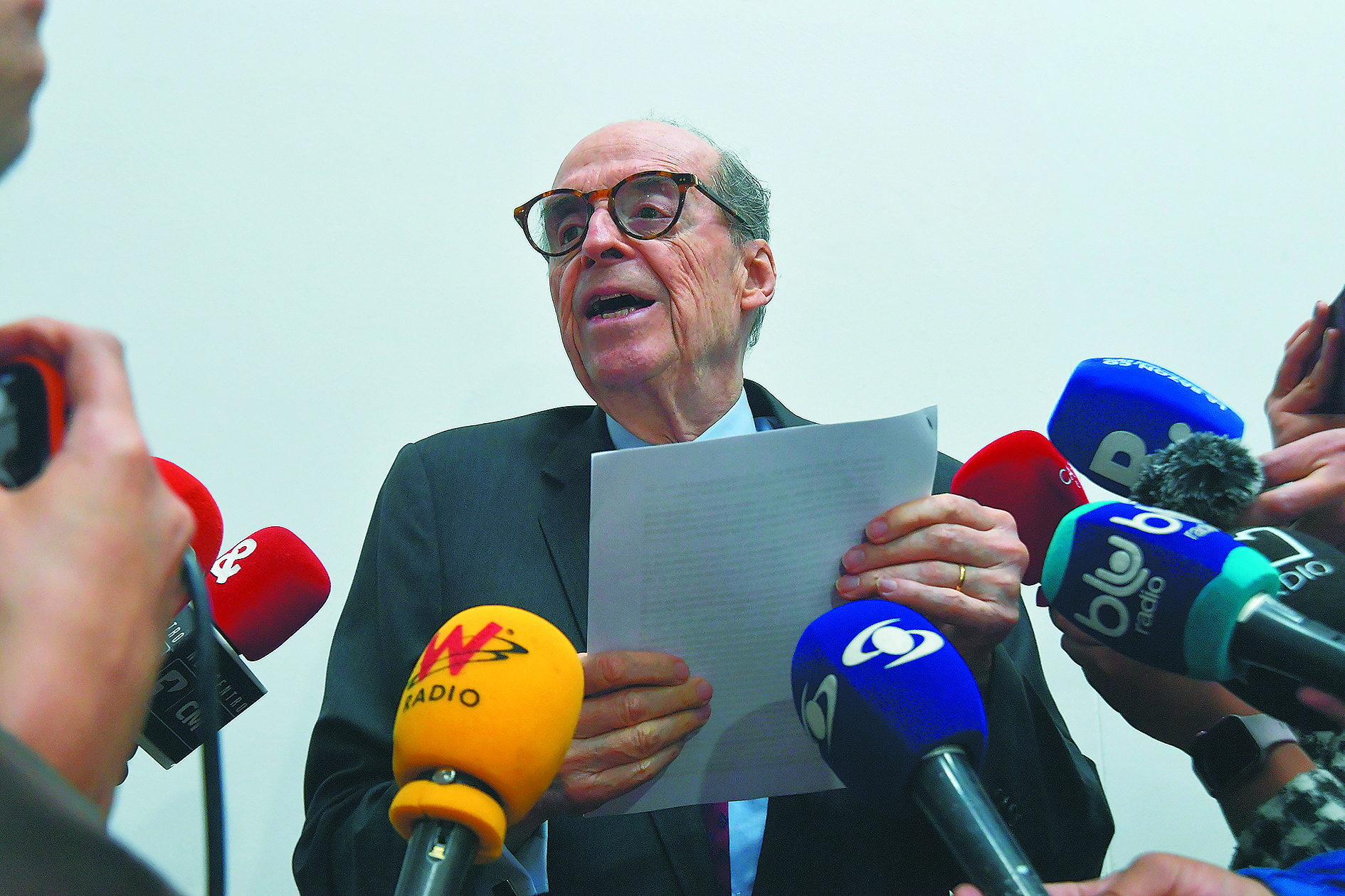 Fiscalía indagará a Álvaro Leyva por supuesto plan para tumbar al presidente Petro