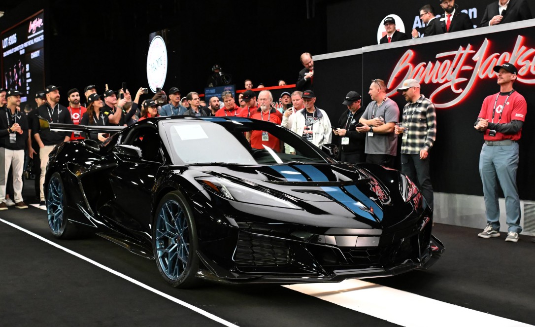 El primer Chevrolet Corvette ZR1 2025 se vendió por 3,7 millones de dólares