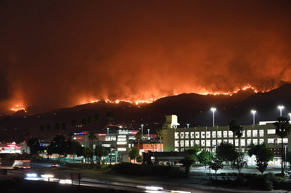 Los Ángeles, en emergencia por «el mayor incendio de la historia»