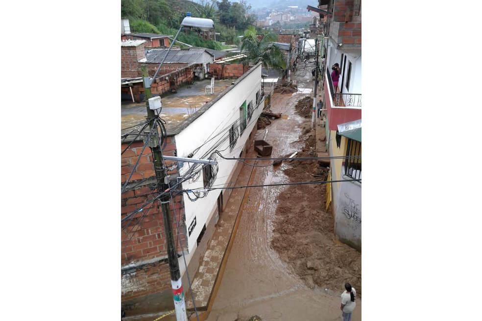 Emergencia por desbordamientos deja 148 familias damnificadas en Caldas