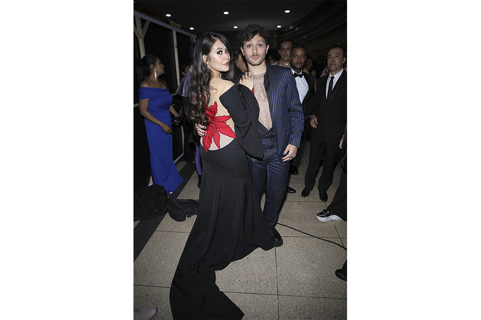 Juliana Velázquez y Simón Savi