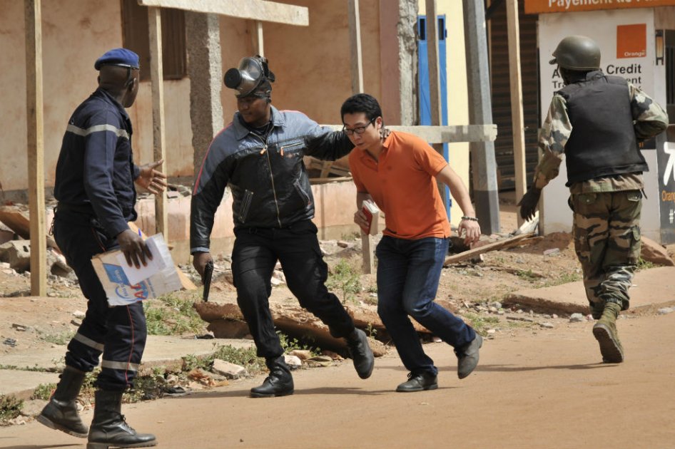 Hallan 18 cuerpos sin vida al interior del Hotel Radisson de Malí tras toma de rehenes