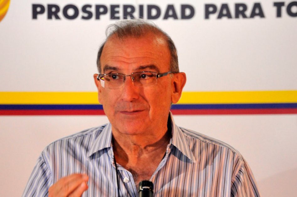 "Si Farc se sale de la agenda pactada, el proceso jamás avanzará"