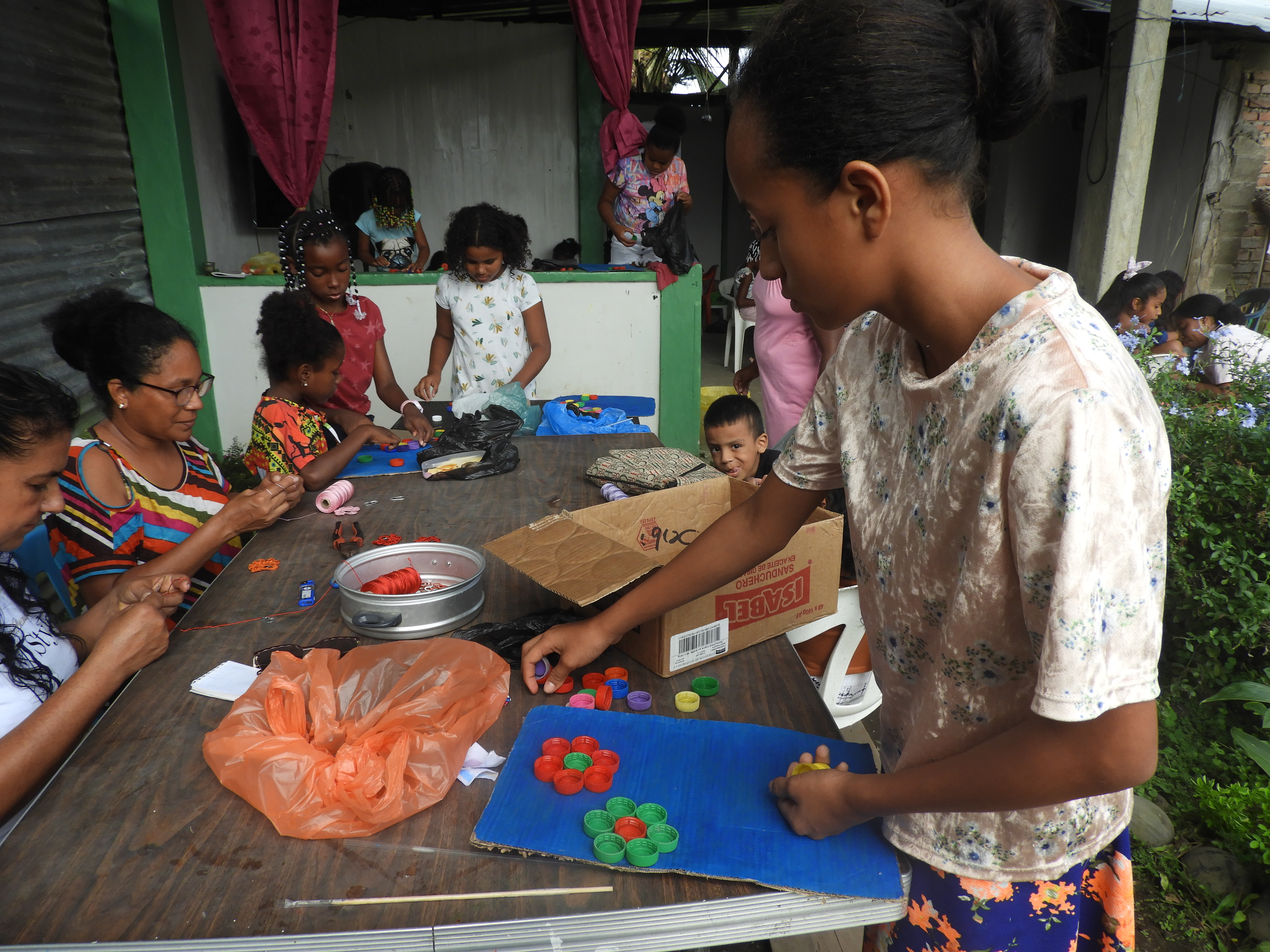 Talleres de manualidades en Ecomira.