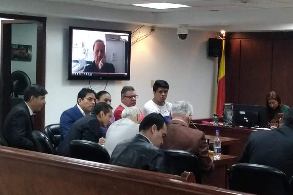 Ni exfiscal de la JEP ni exsenador Gil aceptaron cargos por supuestos sobornos