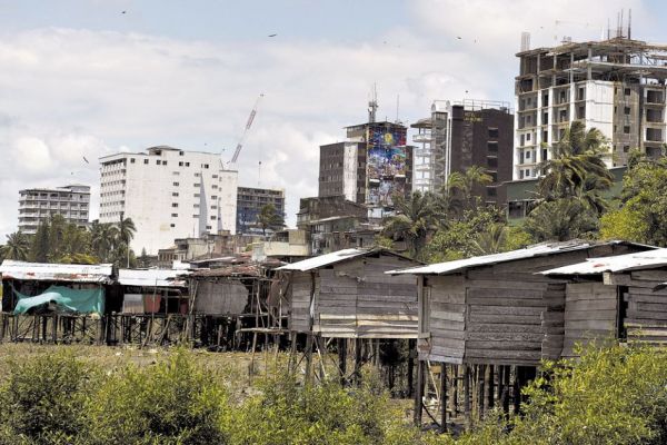 Alerta roja para Buenaventura: completa una semana sin agua potable