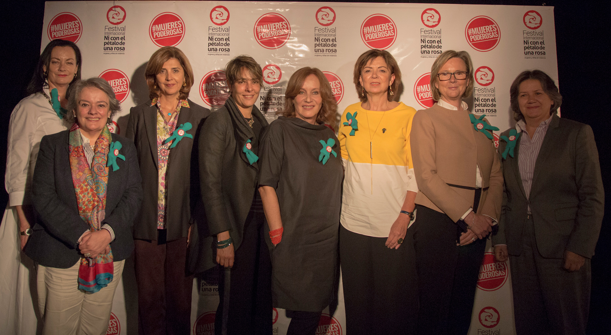 Izq - der:Lucy Duncan,María Gabriela Vieira,María Ángela Holguín,Katrin Nyfeler, Alejandra Borrero,Ana Güezmes García,Patricia Llombart yJessica Faieta.
