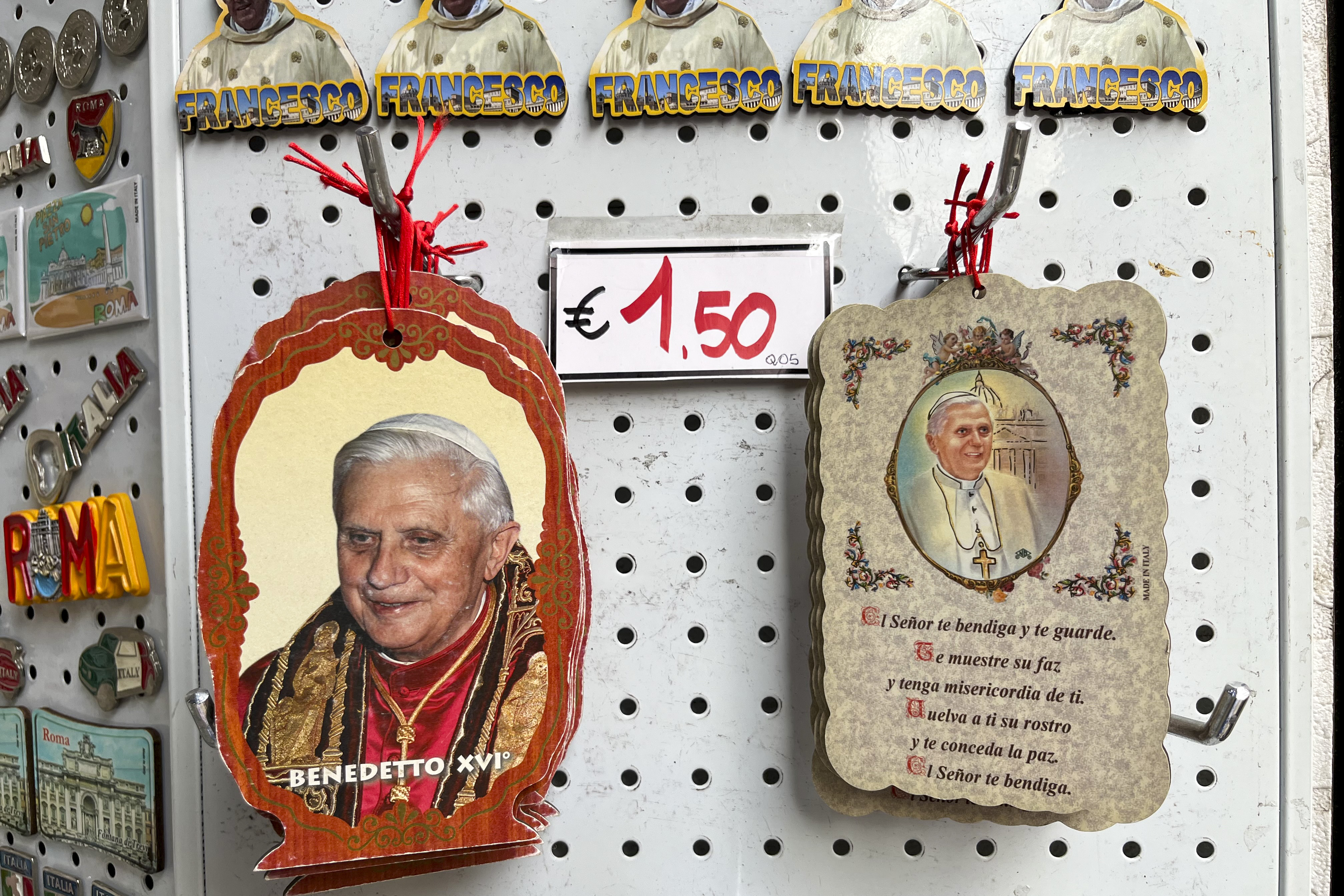 Ratzinger, un papa sin suvenires