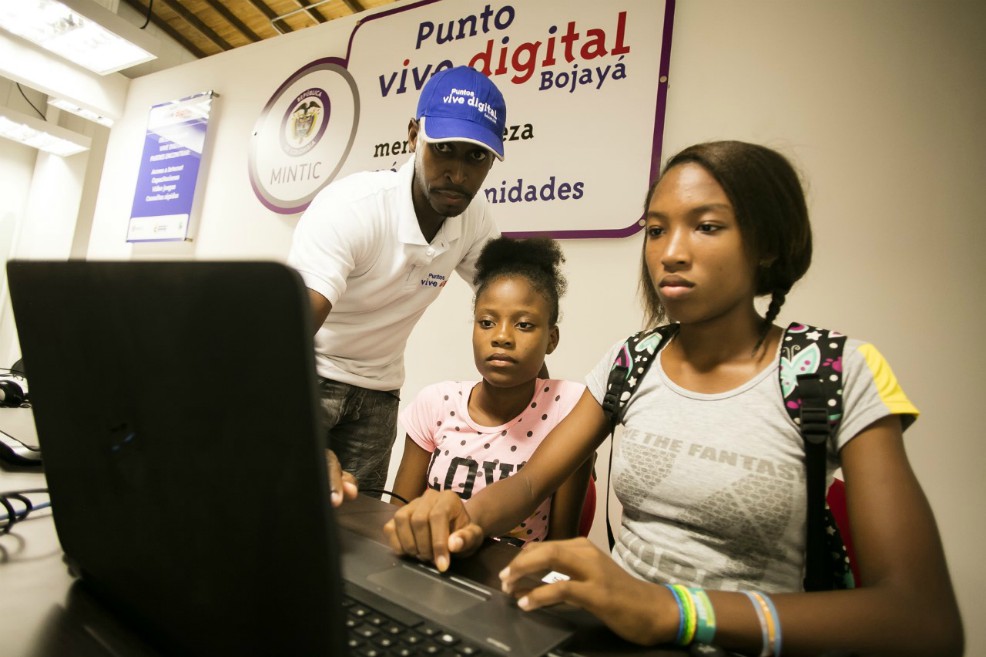 Futuro incierto para los puntos Vive Digital