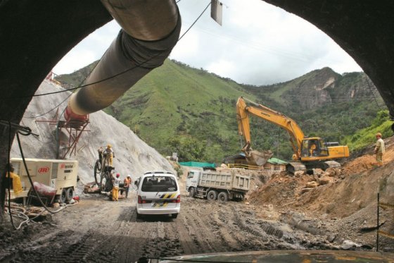 Aprueban $17 billones para la financiación de ocho autopistas