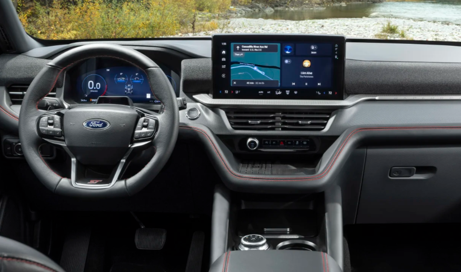 Ford Explorer St.