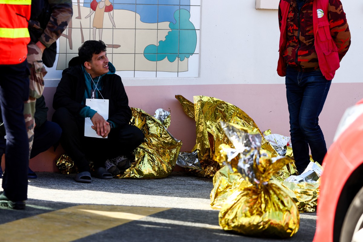 Francia y Reino Unido firman nuevo pacto para frenar la migración en el Canal de la Mancha