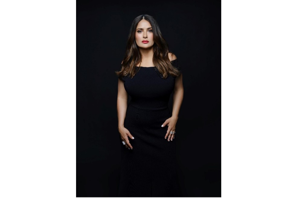 Salma Hayek: el cadáver de Evita muestra la obsesión de someter a las mujeres