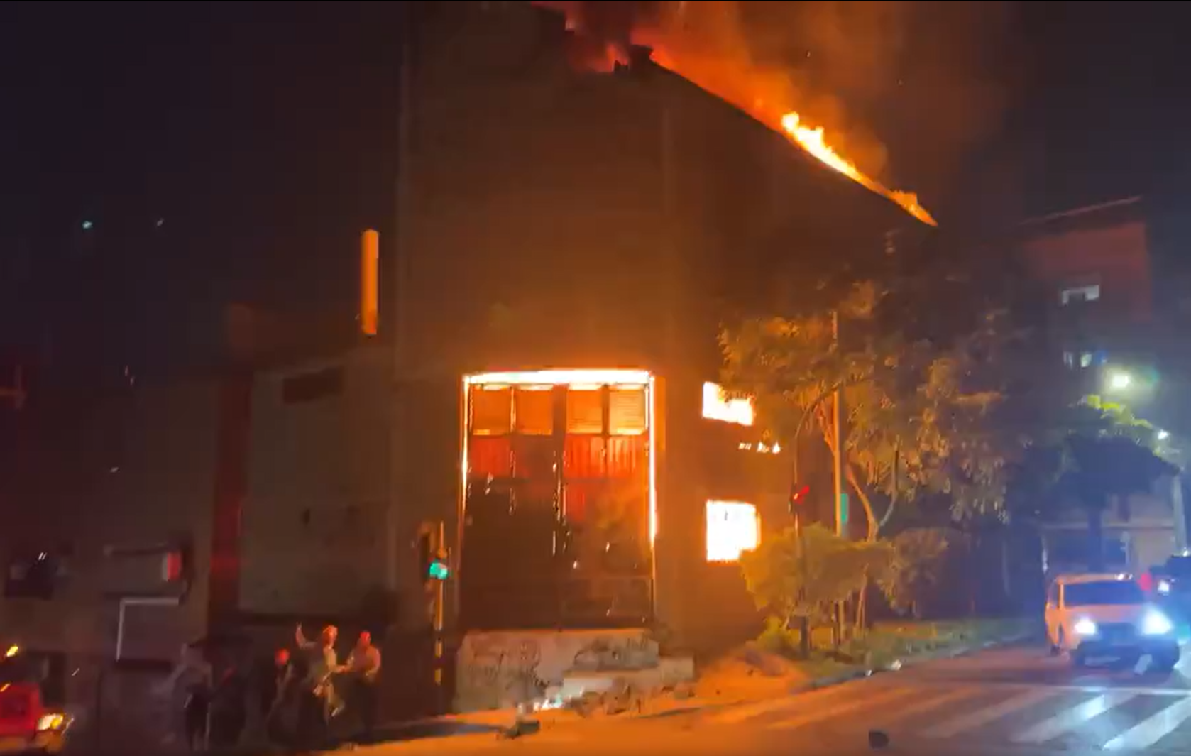 Un nuevo incendio, en una empresa de fibra de vidrio, se registró en Itagüí