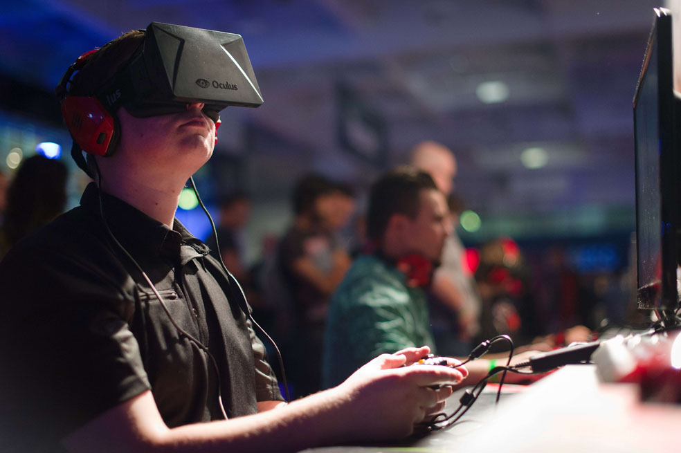 Facebook se queda con Oculus VR