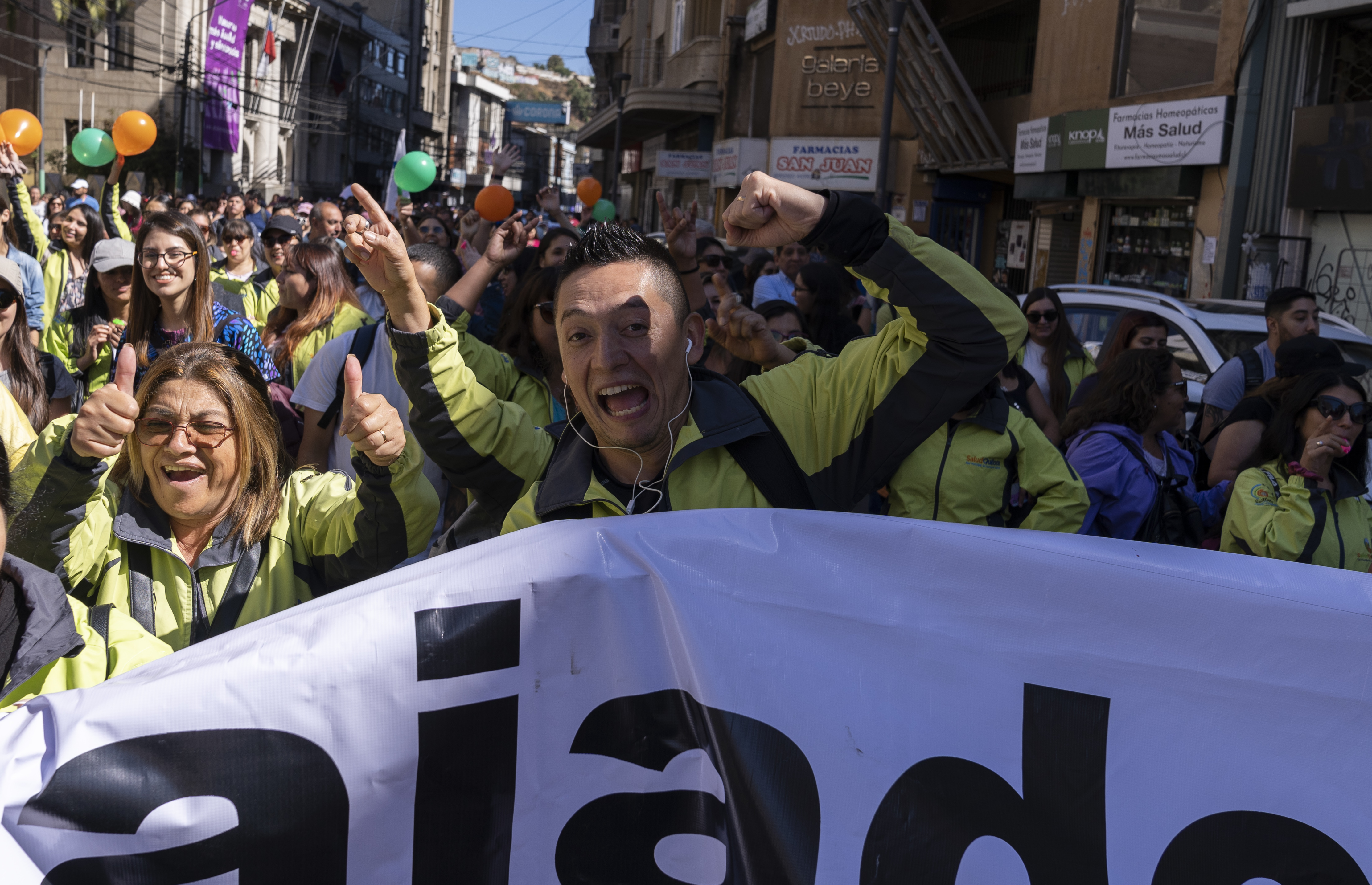 En fotos, así se vive la huelga de médicos en Chile por mejores condiciones
