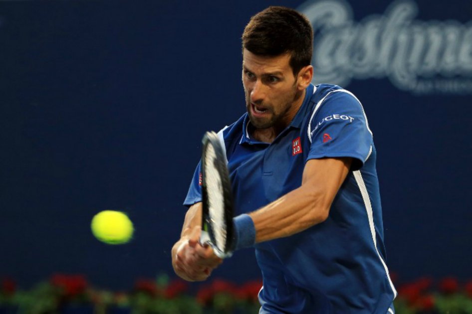 El serbio Novak Djokovic durante el partido contra el checo Tomas Berdych en el Masters 1.000 de Toronto. / AFP