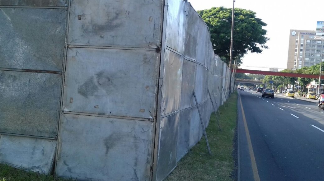 Corfecali responde a la polémica por instalación de vallas sobre la Calle de la Feria