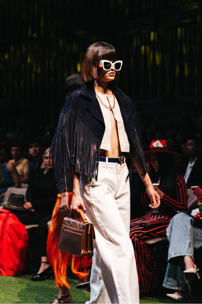 Mario Hernández inauguró el Santander Fashion Week con El Camino
