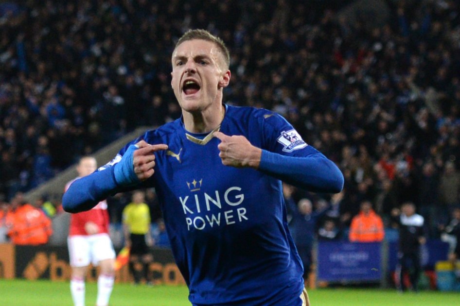 El plantel de Leicester observa el partido del Tottenham en casa de Vardy
