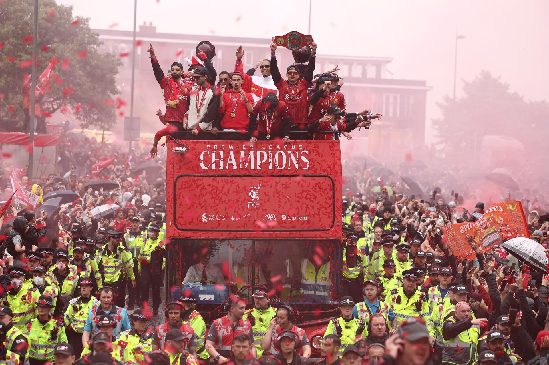 Caos en Liverpool: un arrestado por atropello masivo en festejo de Premier League