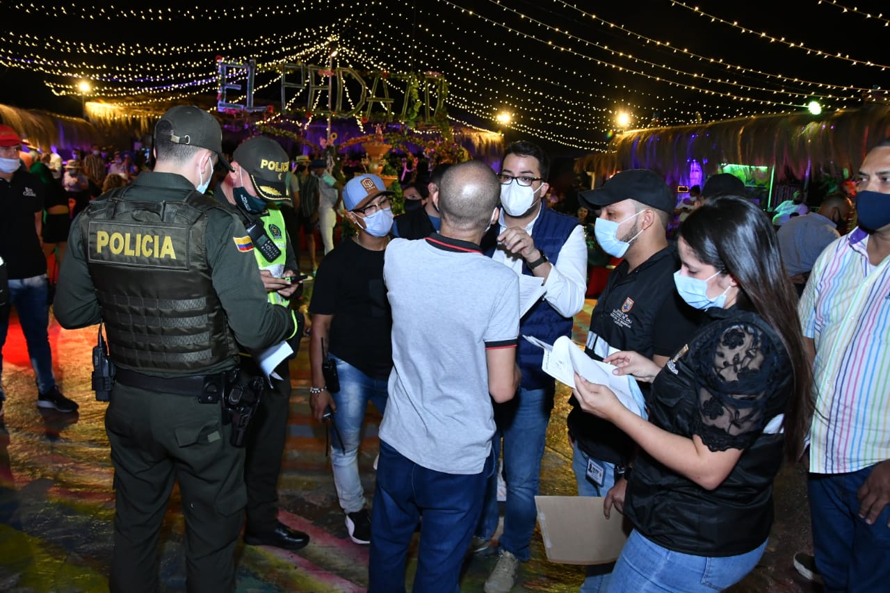 Policía de Cali intervino más de 30 fiestas clandestinas durante el fin de semana