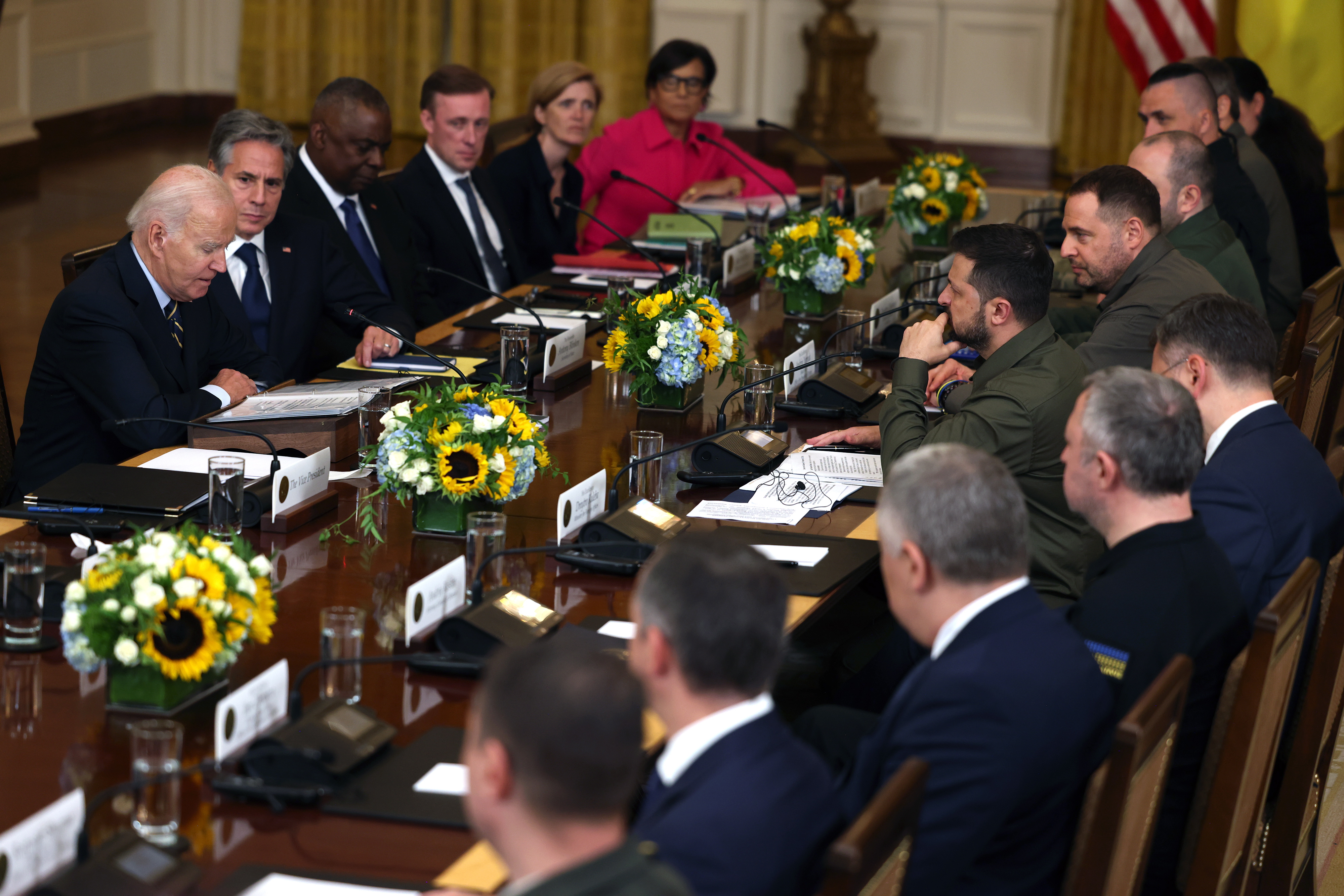 EE. UU. demandó a Ucrania unas reformas urgentes para proveer asistencia militar