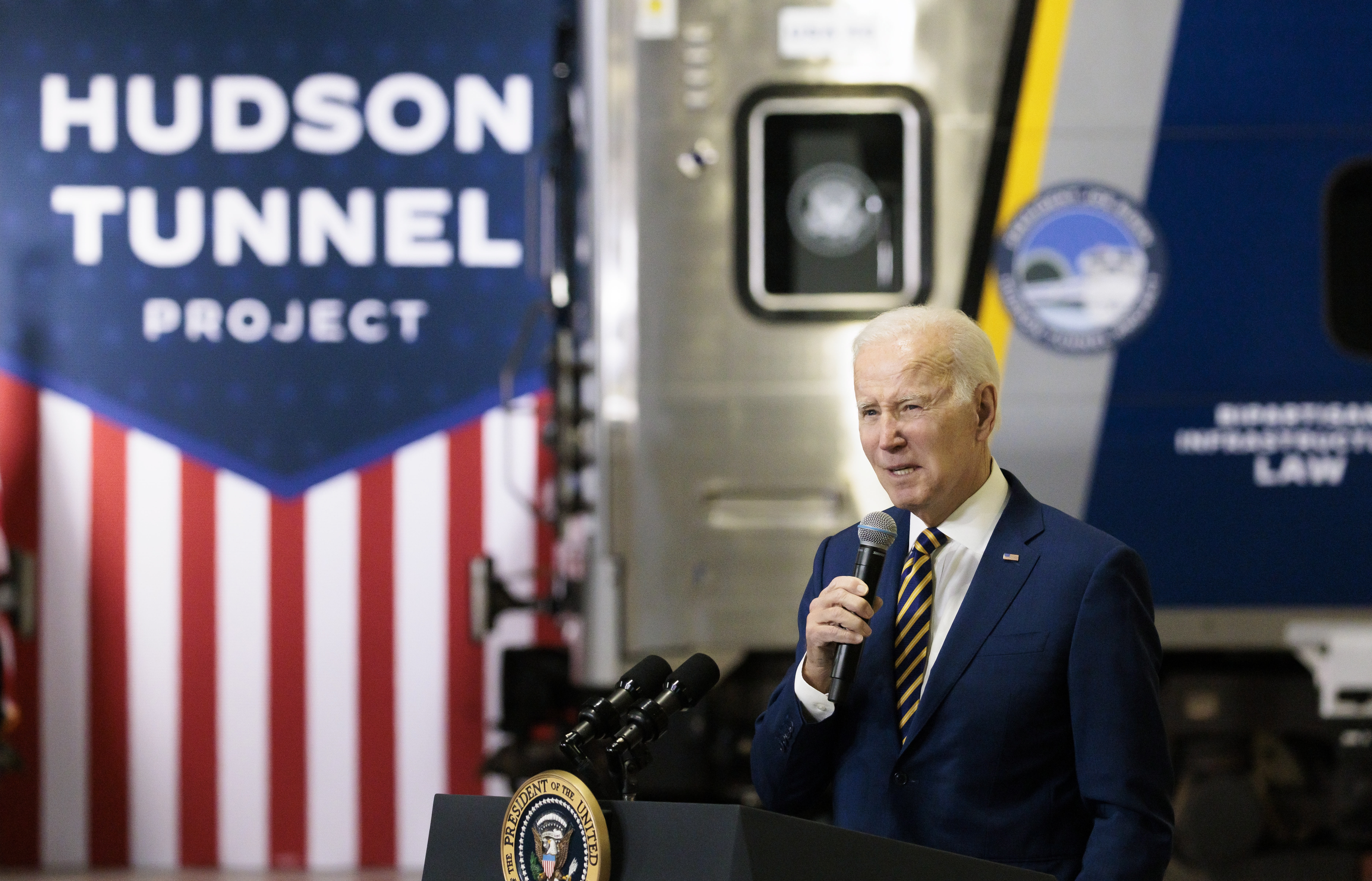 FBI inspeccionó casa de playa de Joe Biden en busca de más documentos clasificados