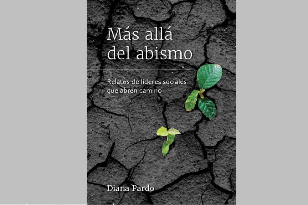 Reseña: Un país de abismos