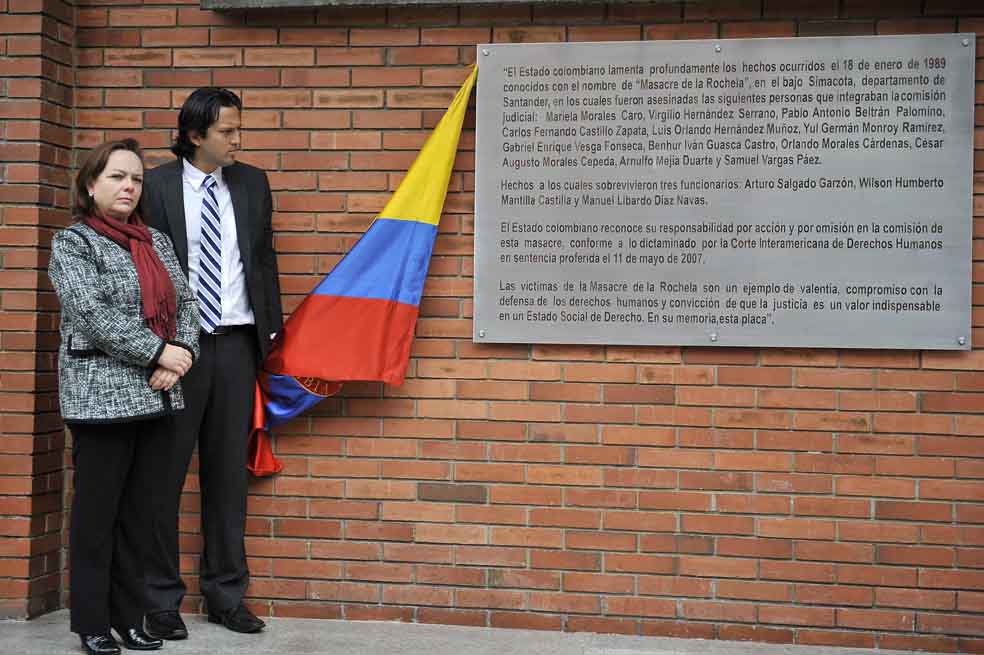Homenaje a los héroes desarmados de la masacre de La Rochela