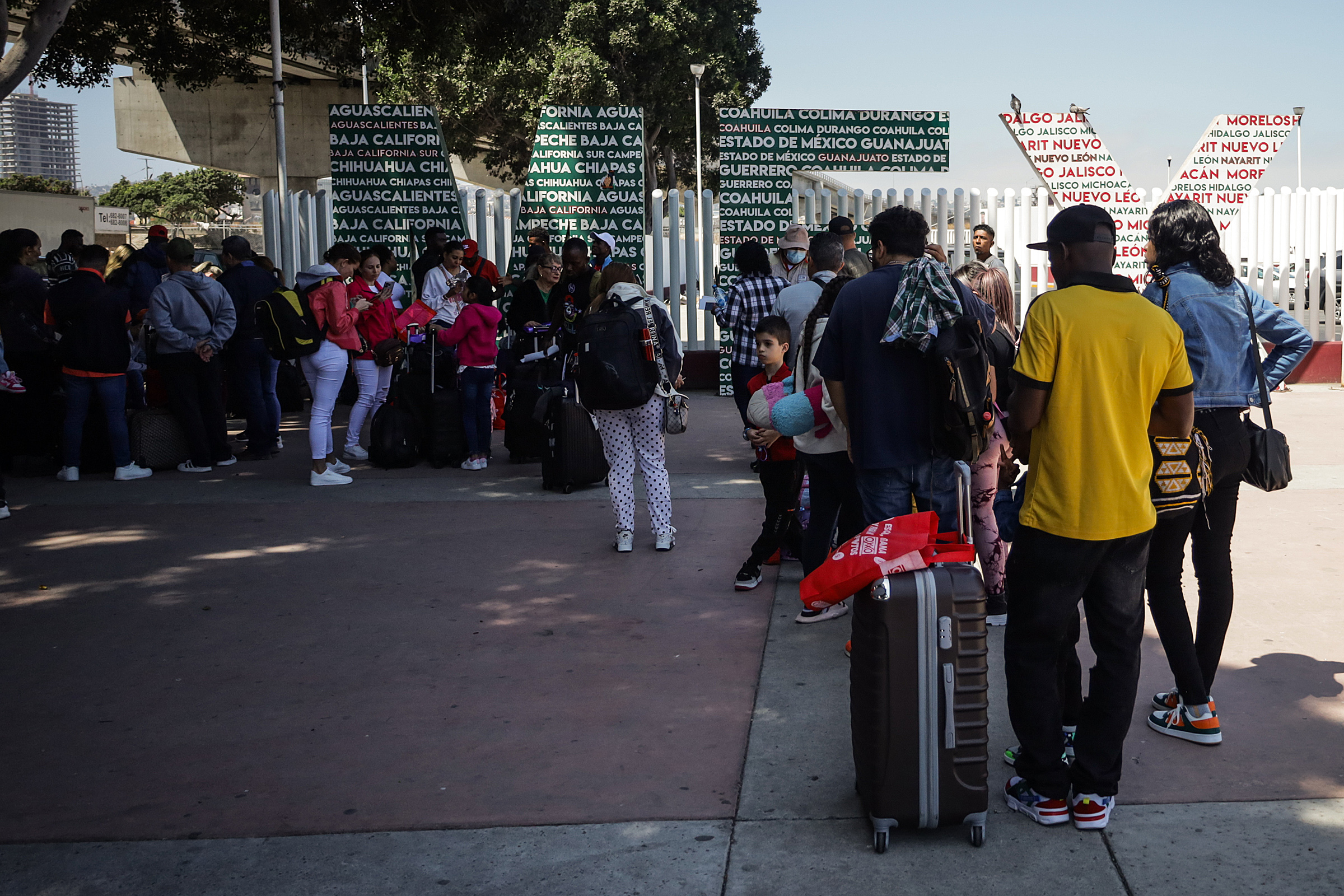 “Fue un sexenio de muerte”: migrantes en México se lamentan en Día del Refugiado