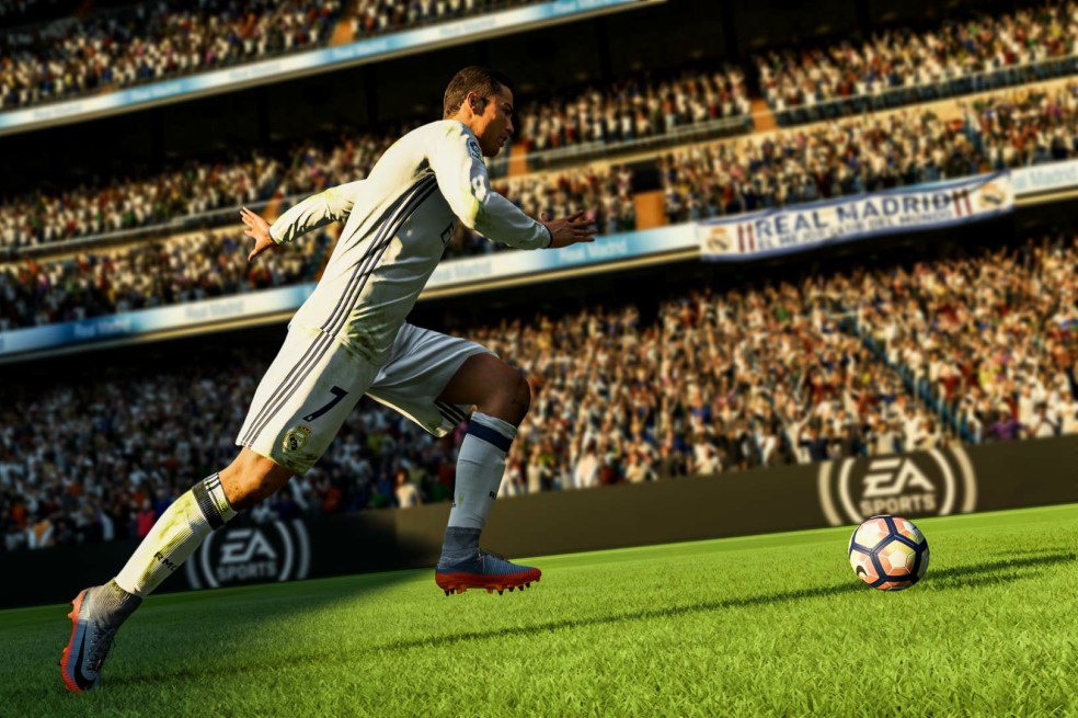 FIFA 18 vs PES 2018: apuestas diferentes para los juegos de fútbol