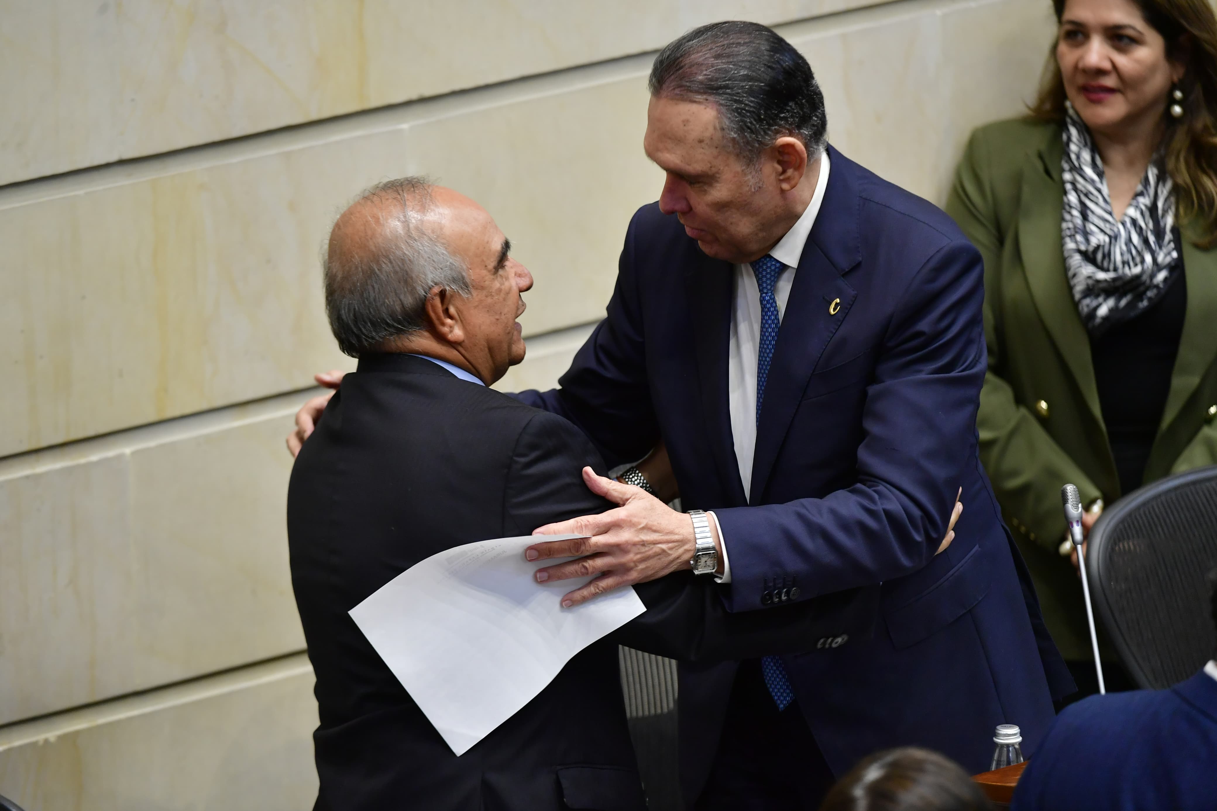 Así logró Carvajal eludir su cercanía con Petro y ser elegido en Senado como magistrado