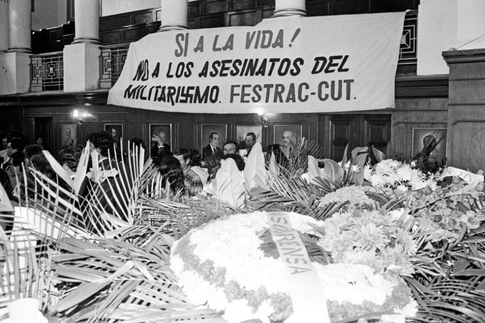 Pie de foto: Funeral de Forero, Toscano y Mora en la Asamblea de Cundinamarca.