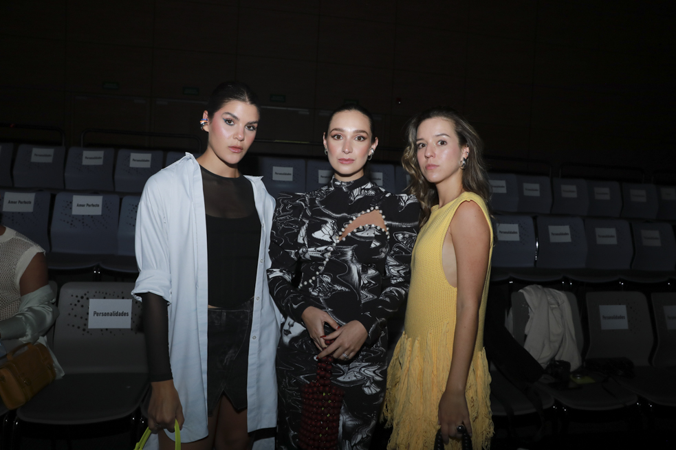 Call me Cumbia, Mariana López y Camila Hoyos