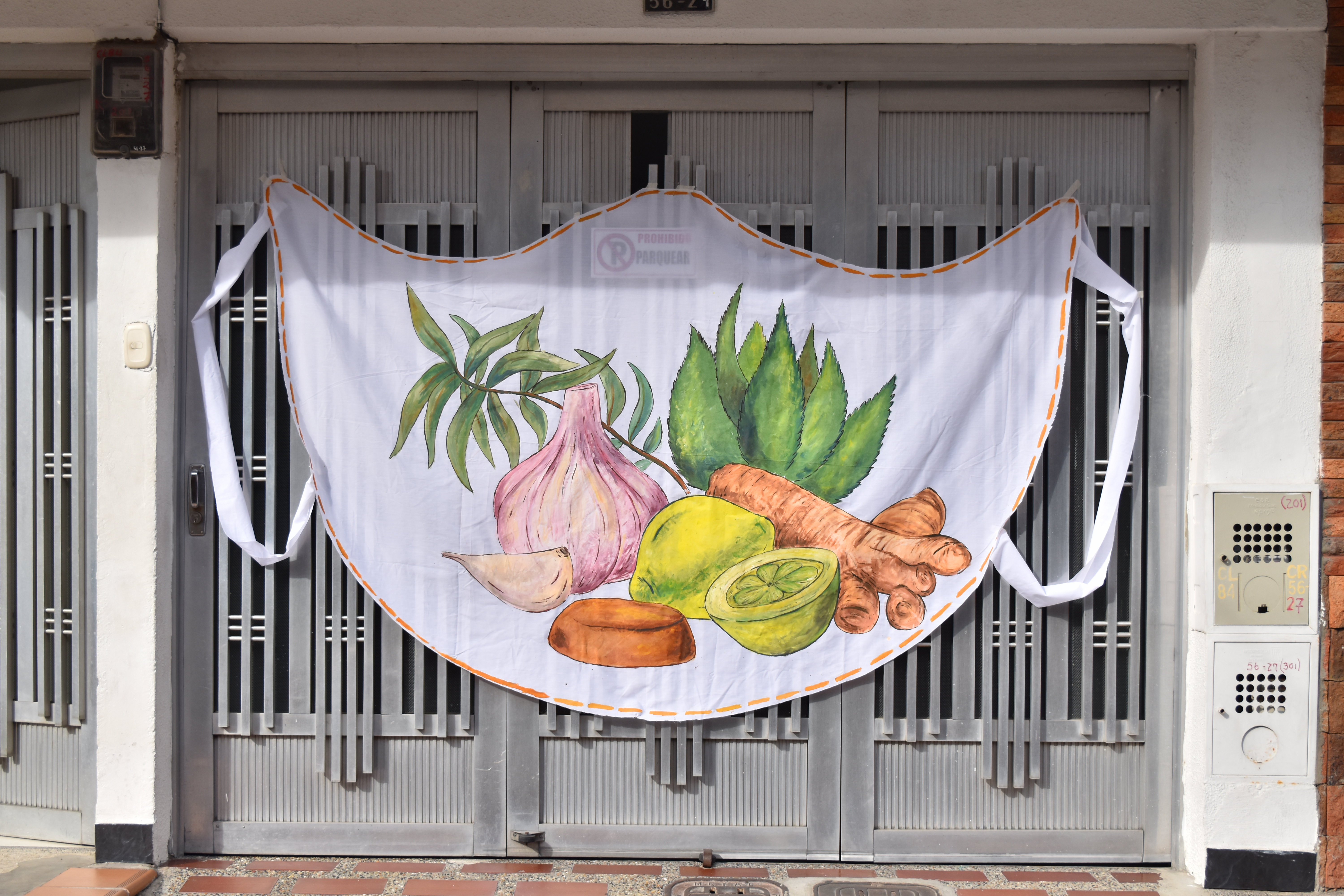 Yuliana Bustamante. Medellín. Proyecto Intercambios Artísticos en época de pandemia. Interior/Exterior. Banco de la República. Región Andina – Cafetera. Curadora: Melissa Aguilar.