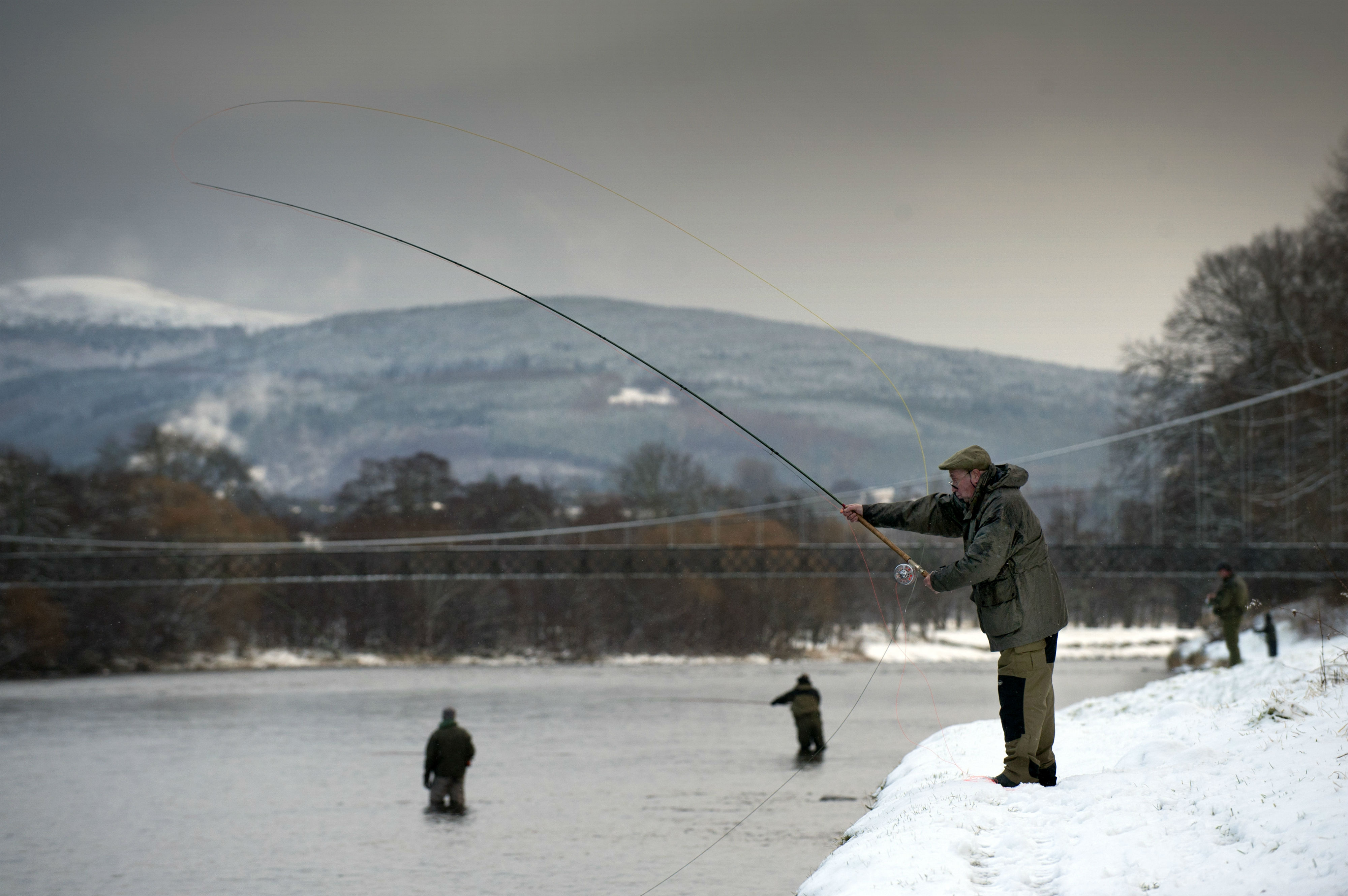 Así se preparan en Escocia para la temporada de pesca de salmón
