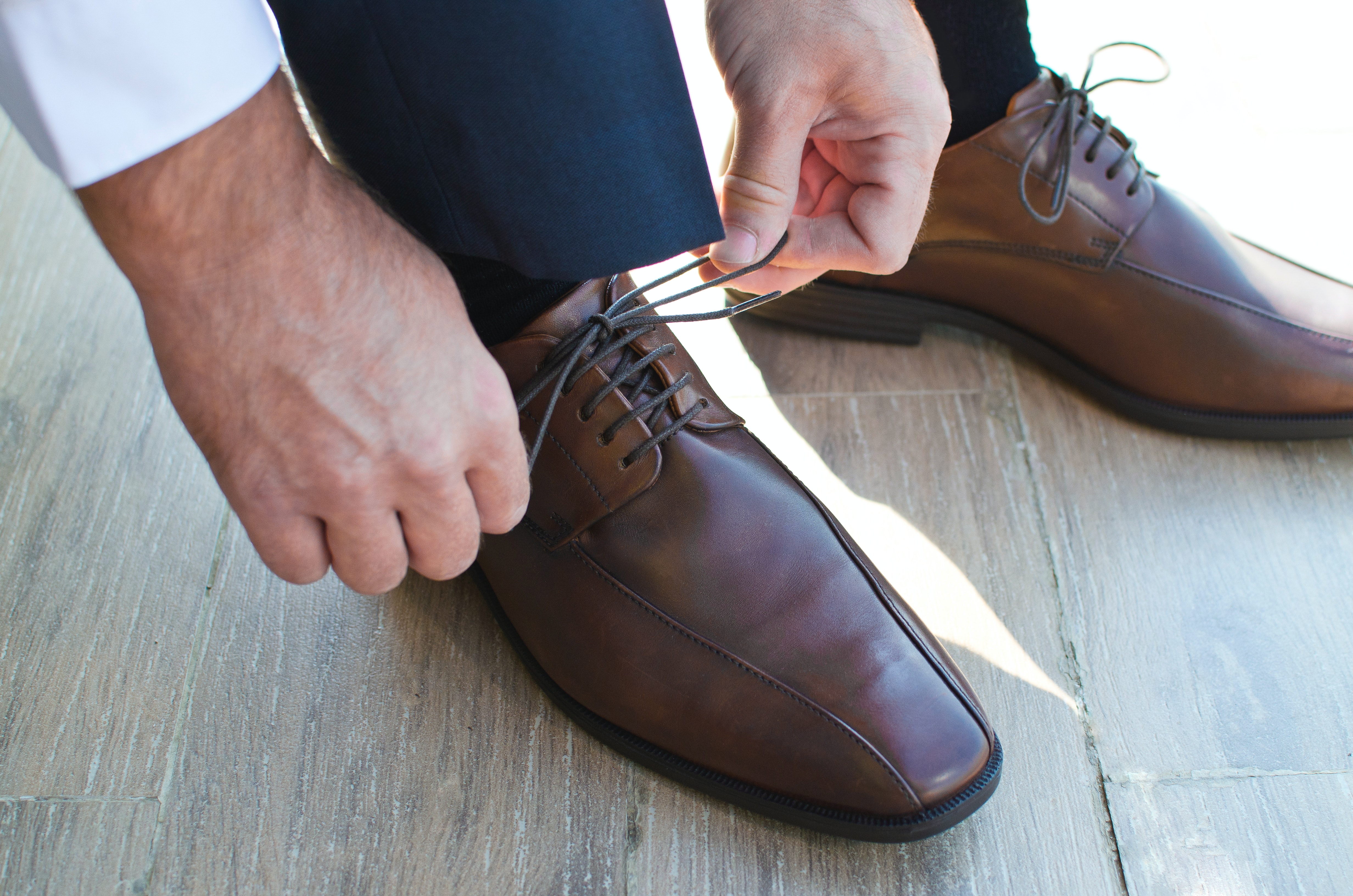 7 zapatos de moda para hombre en tendencia: lo retro protagoniza el fin del 2024