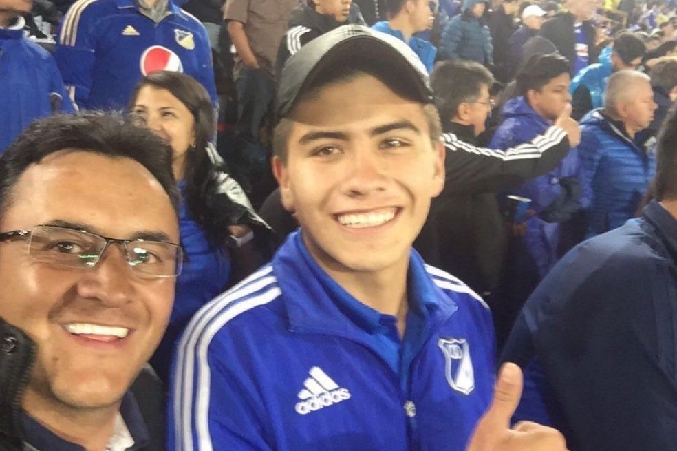 Jhon Mario Ramírez al lado de su hijo Mateo Ramírez.
