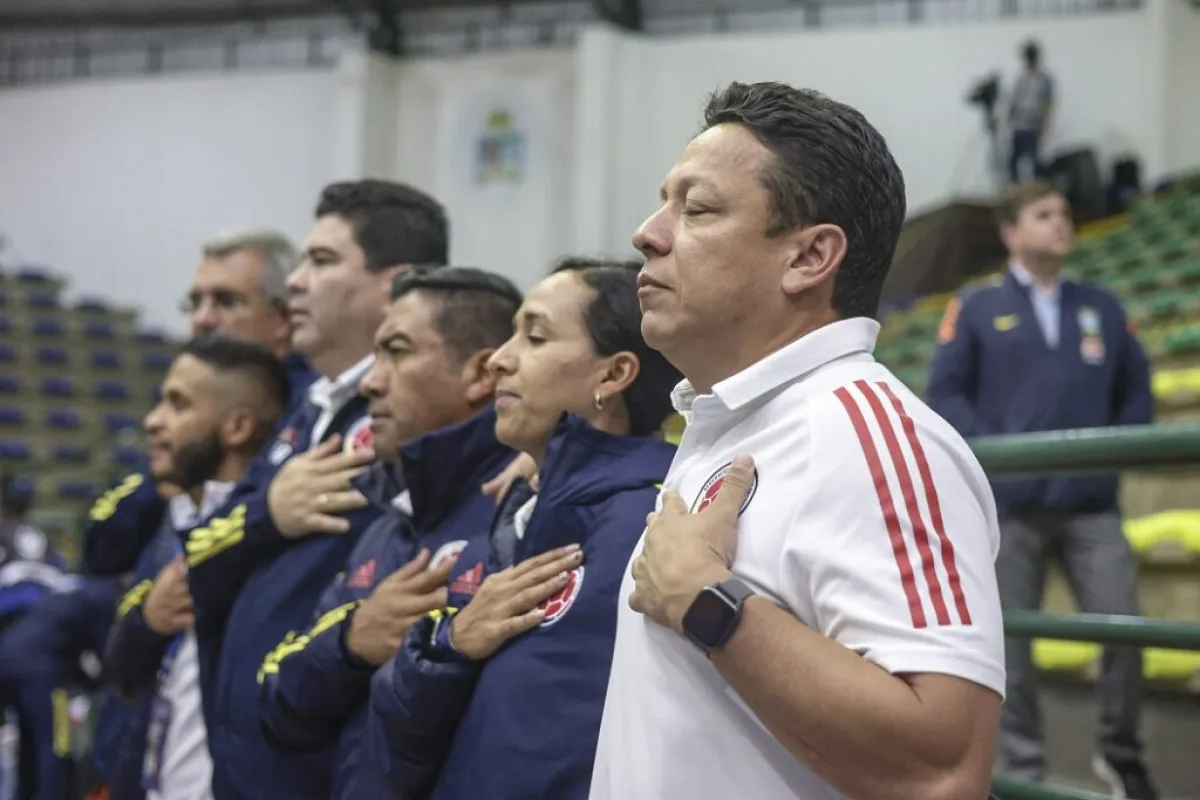 Roberto Bruno, entrenador de las selecciones de futsal en Colombia.