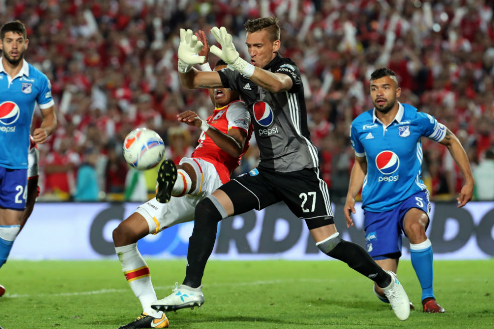 Nicolás Vikonis, arquero campeón con Millonarios, se va al Puebla de México