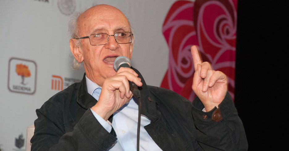 «Dejaré de escribir sobre la crisis griega», Petros Márkaris