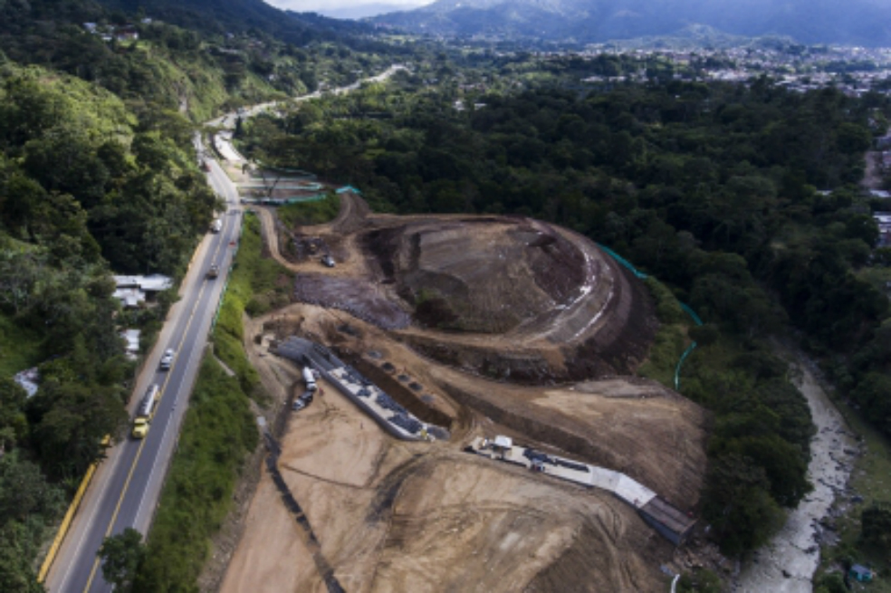 Obra Girardot-Ibagué-Cajamarca logra el cierre financiero
