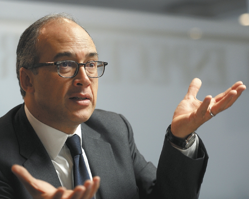 “Petro es experto en crear problemas y yo en solucionarlos”: Juan Carlos Echeverry