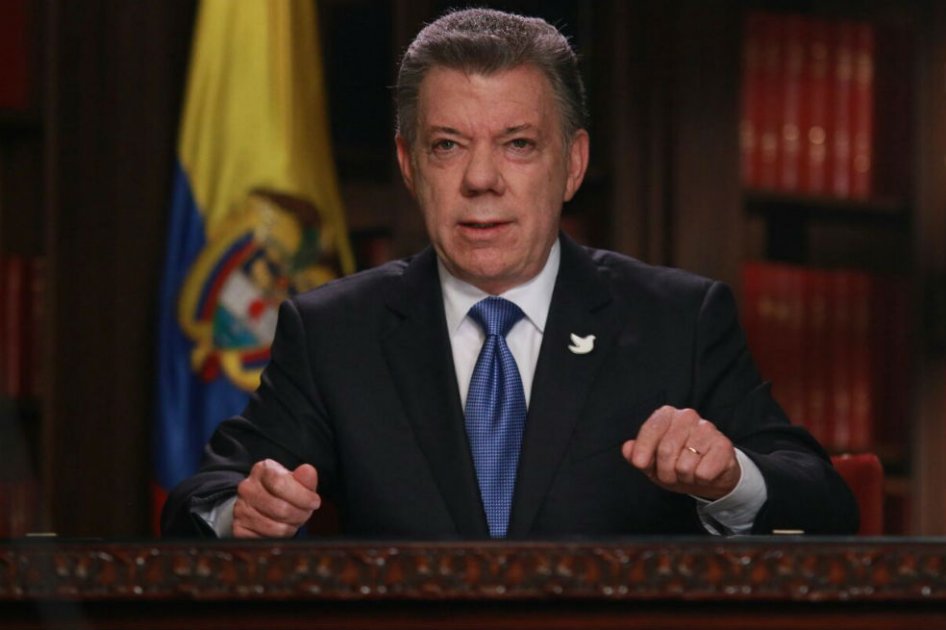 «Ahora que avanzamos con el ELN la paz será completa»: Santos