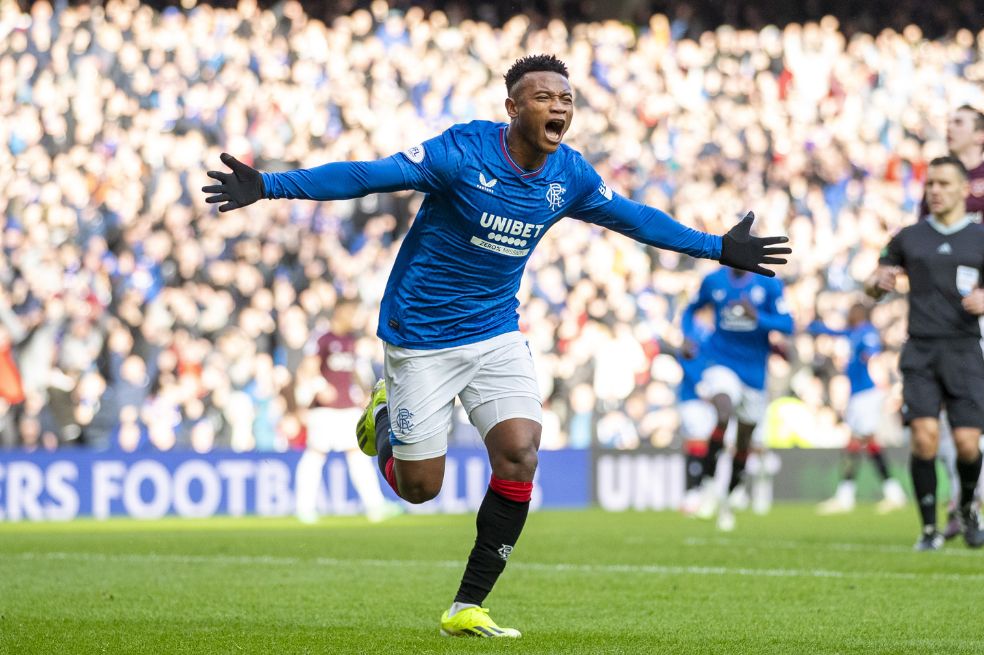 ¡Qué golazo de Óscar Cortés! Su primer tanto en Escocia con Rangers: mírelo en video